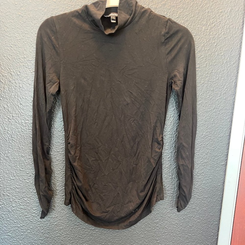 MATERNITY LONG SLEEVE TOP